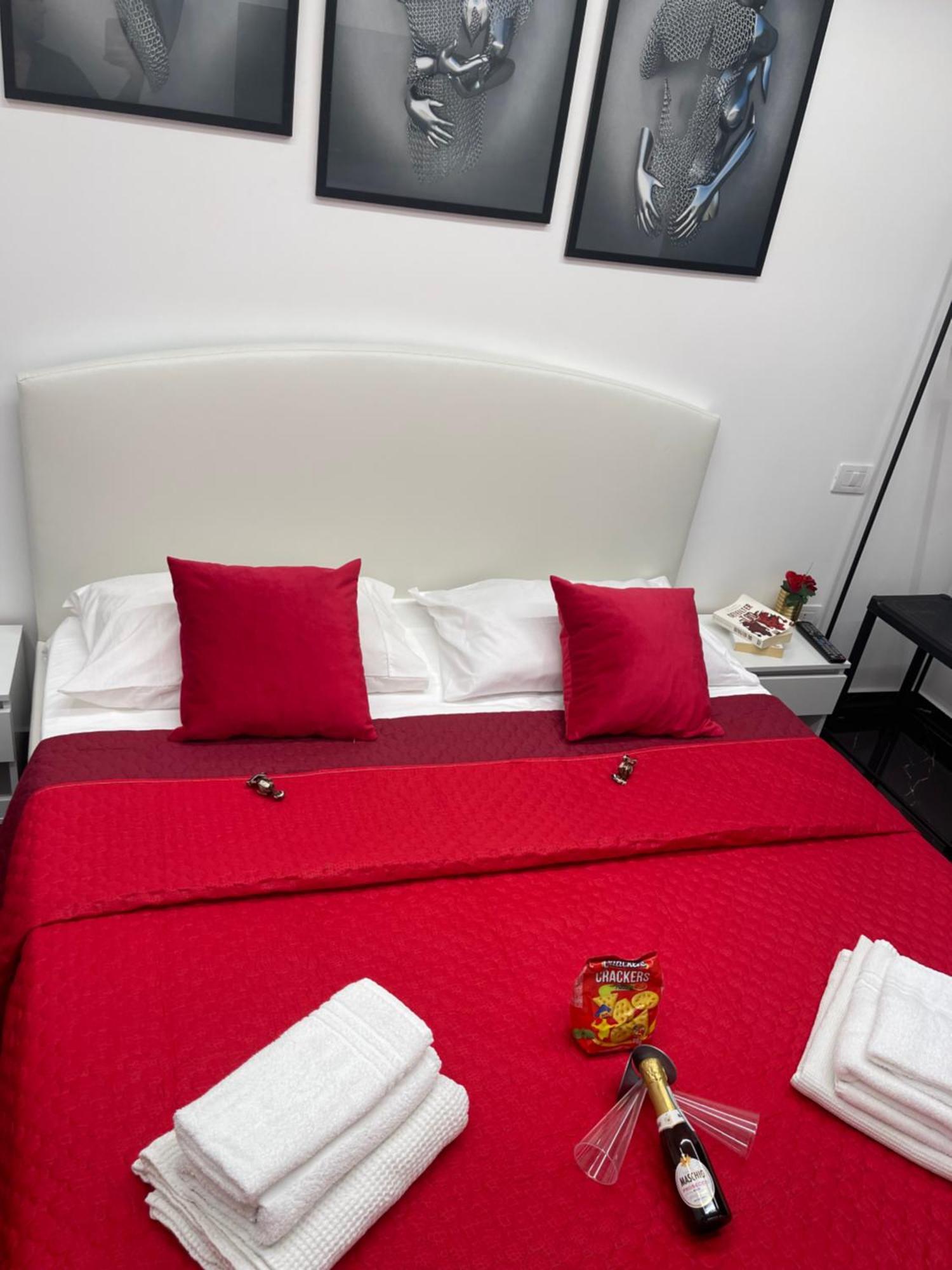 Hotel Lux House Naples Airport Exteriér fotografie